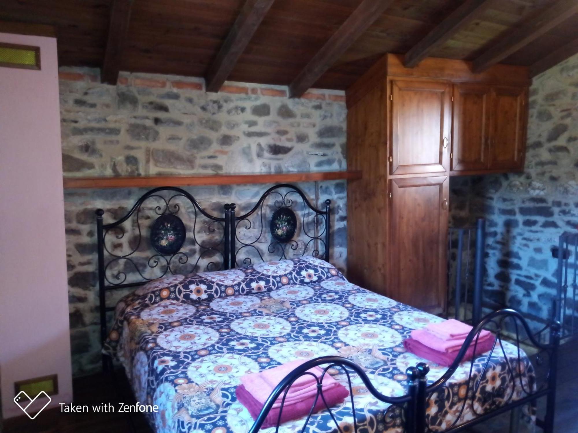 Agriturismo Ristoro Del Cavaliere Villa Piazza al Serchio Eksteriør bilde