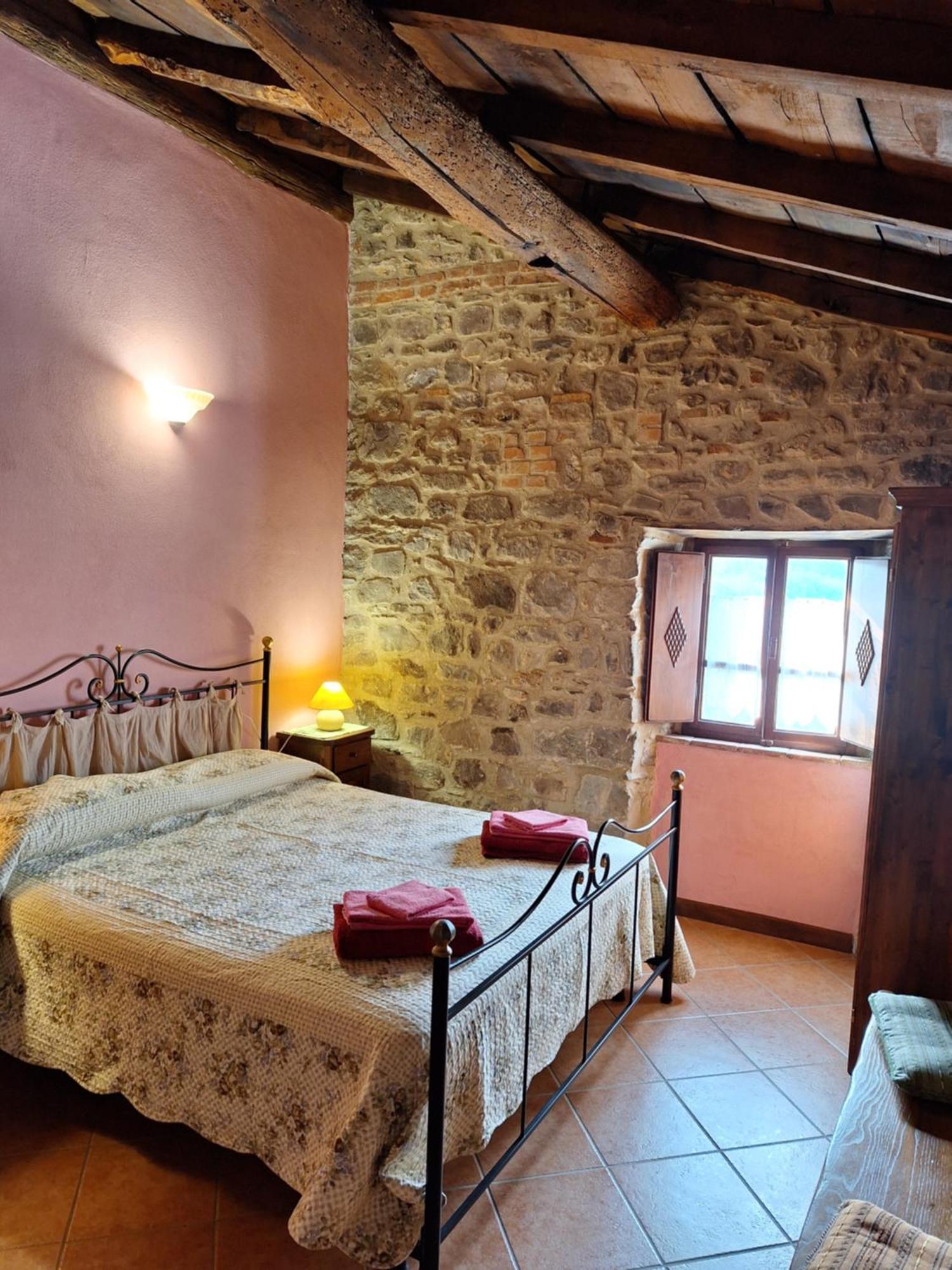 Agriturismo Ristoro Del Cavaliere Villa Piazza al Serchio Eksteriør bilde