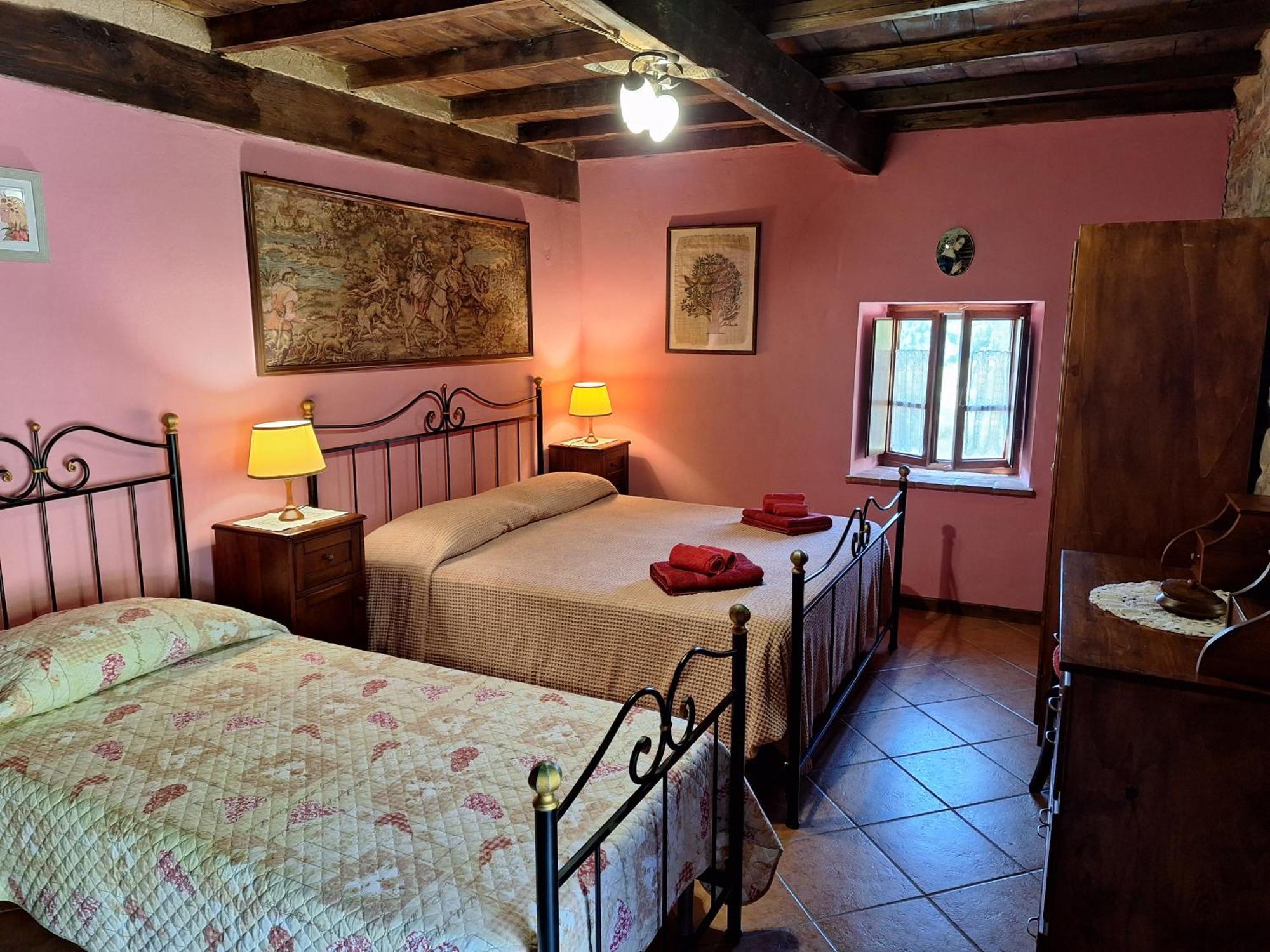 Agriturismo Ristoro Del Cavaliere Villa Piazza al Serchio Eksteriør bilde